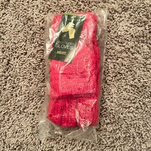 NWT Fingerless Mittens